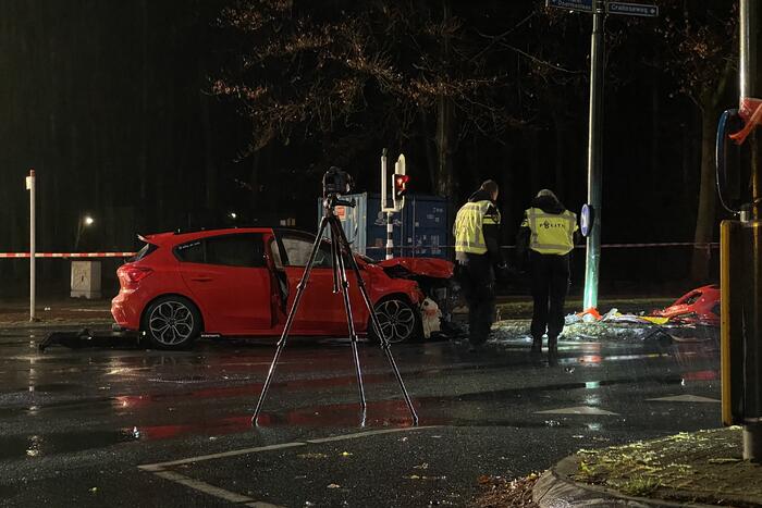 Fikse schade bij botsing tussen twee wagens