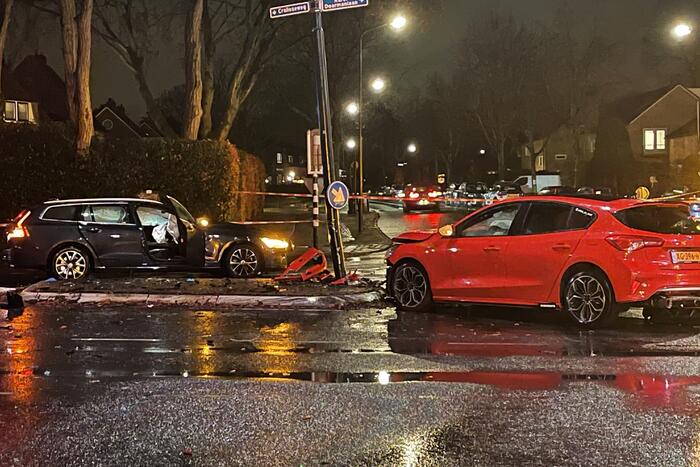 Fikse schade bij botsing tussen twee wagens