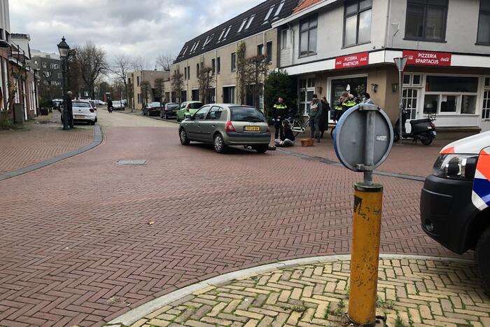 Fietsster raakt gewond bij botsing met auto