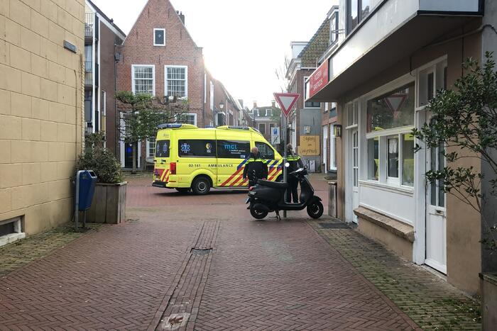 Fietsster raakt gewond bij botsing met auto