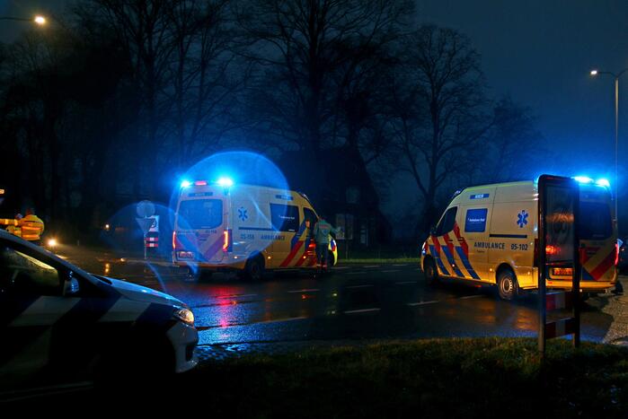 Frontale aanrijding op kruising