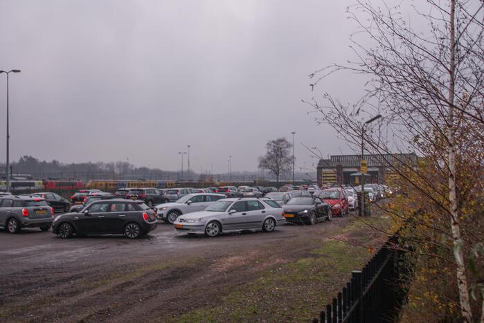 Enorme rijen bij GGD-teststraat