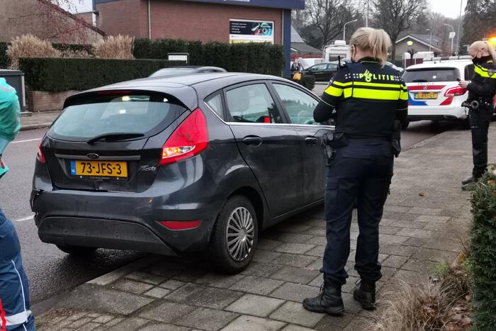 Kop-staartbotsing tussen twee voertuigen