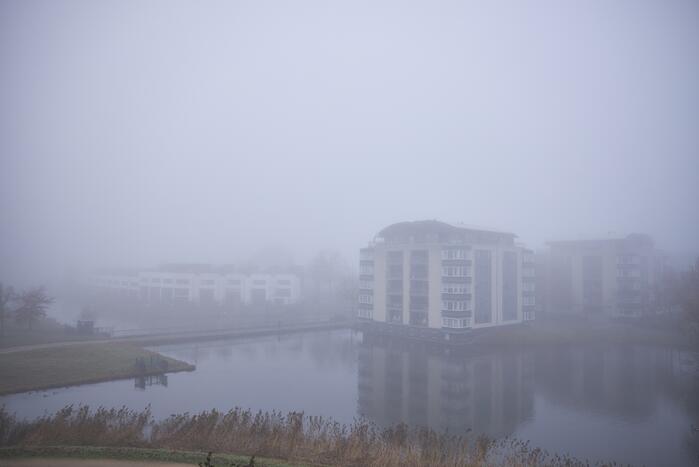 Dichte mistbanken in de Keistad