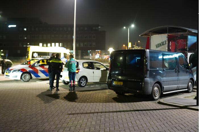 Persoon gewond bij aanrijding op parkeerplaats McDonalds