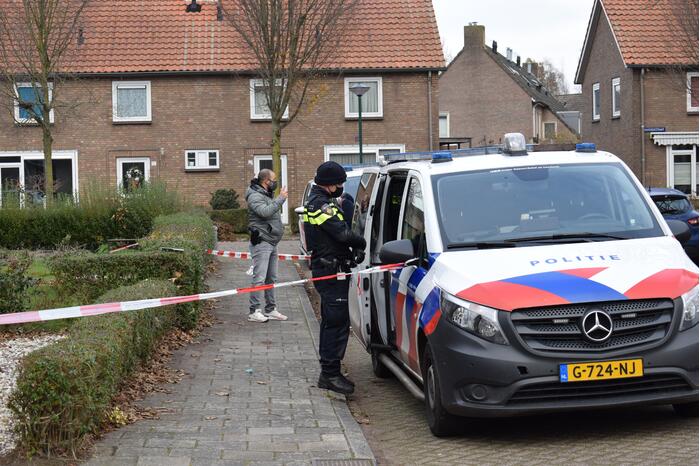Bewoner overvallen in woning