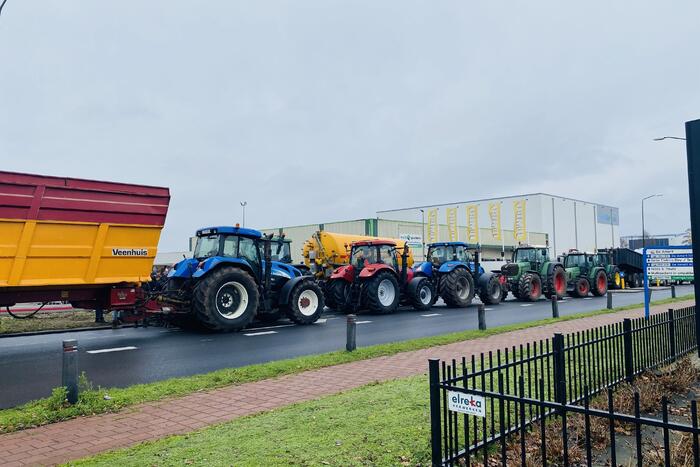 Boeren blokkeren Jumbo distributiecentrum