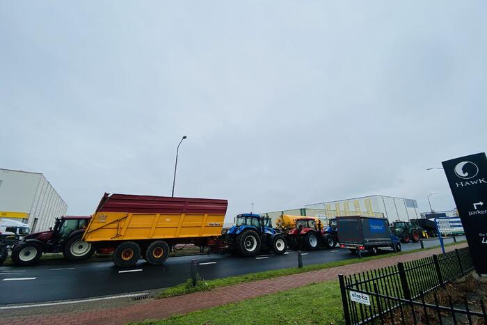 Boeren blokkeren Jumbo distributiecentrum