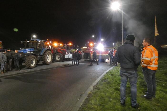 Distributiecentrum Jumbo geblokkeerd door boeren