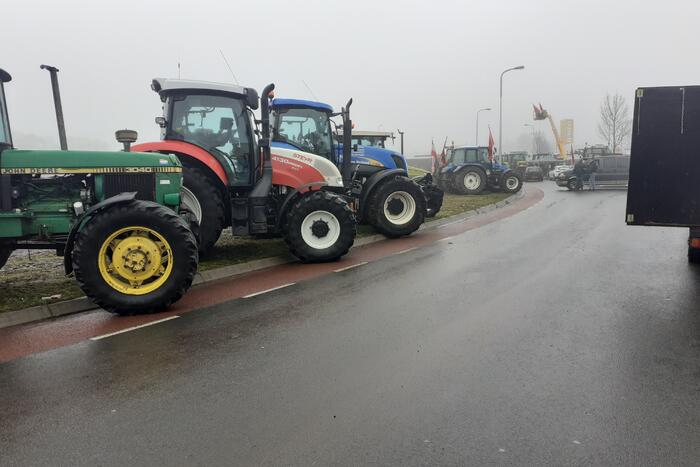 Boze boeren blokkeren Jumbo distributiecentrum