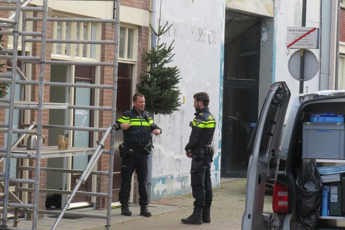 Bewoner vastgebonden bij gewelddadige overval