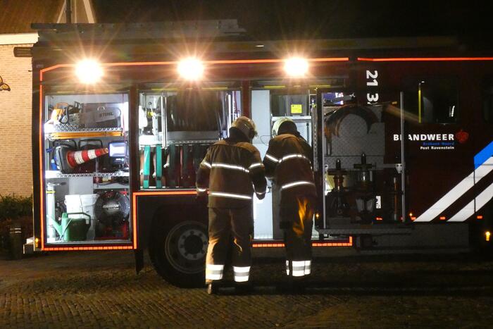 Schoorsteen geveegd na brand