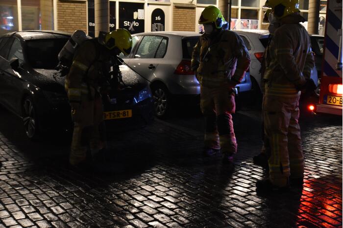 Plastic voorwerp in brand zet portiek vol rook