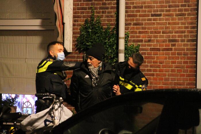 Verdachte aangehouden voor mogelijk vuurwapenbezit