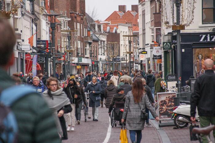 Enorme drukte in binnenstad na aankondiging sluiting winkels