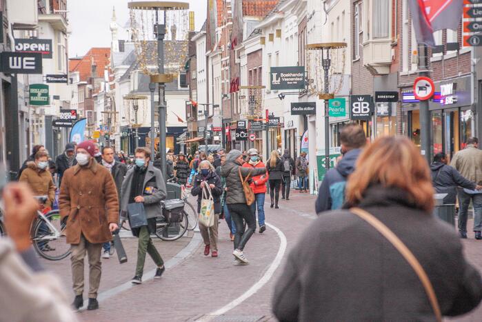 Enorme drukte in binnenstad na aankondiging sluiting winkels