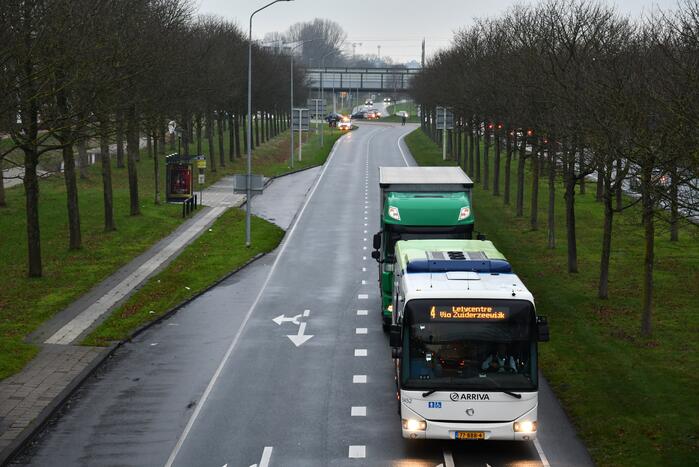 Aanrijding tussen auto en motor