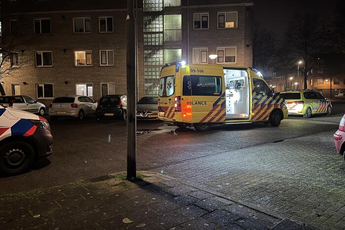 Auto belandt in sloot, inzittenden gevlucht