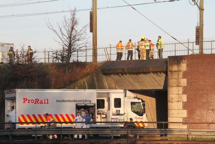 Geen treinverkeer door aanrijding met persoon