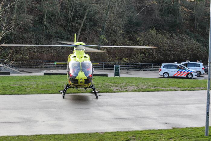 Traumahelikopter ingezet voor incident in woning