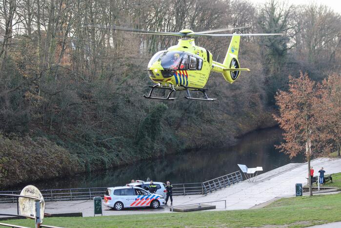#Hilversum Traumahelikopter ingezet voor incident in woning Elleboogstraat Hilversum.