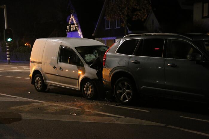 Verkeer ontregeld na botsing