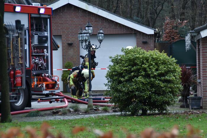 Veel rook bij brand in schuur