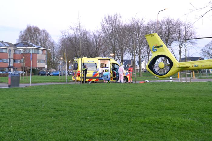 Traumahelikopter ingezet bij incident in woning