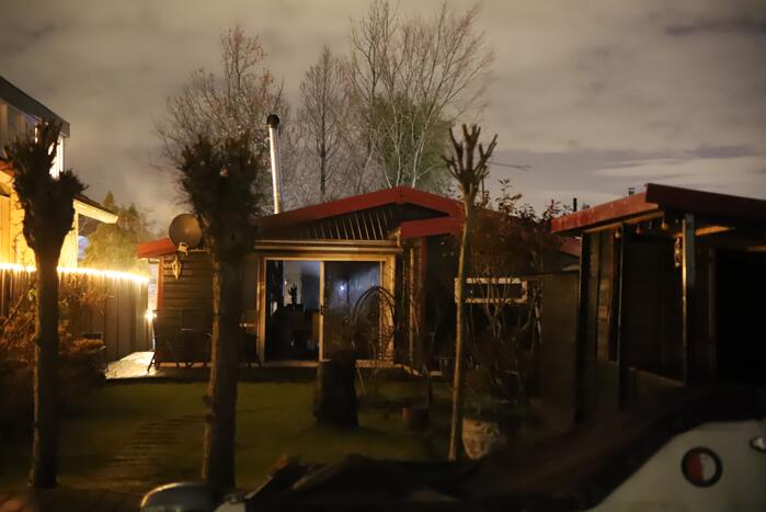 Flinke brand in houten chalet