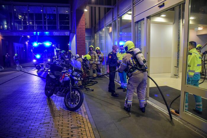 Gewonde bij brand in appartementencomplex