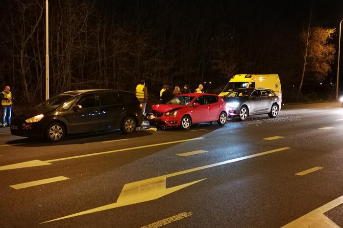 Botsing tussen meerdere auto's