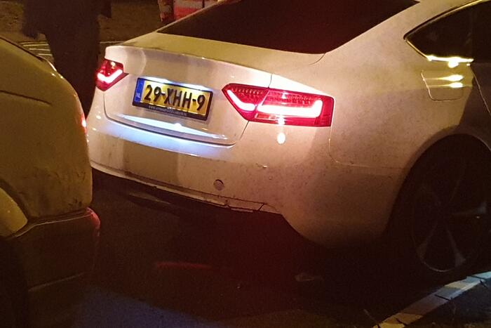 Bestuurder gewond bij kop-staart botsing