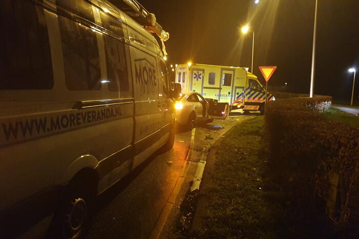 Bestuurder gewond bij kop-staart botsing