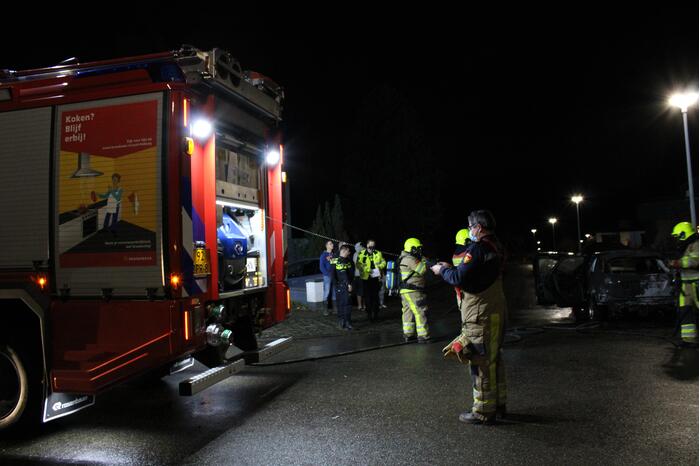 Auto verwoest door brand