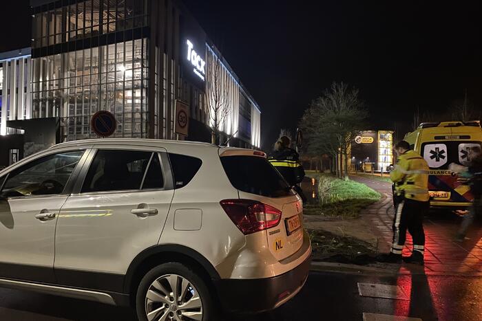 Fietser gewond bij aanrijding met auto
