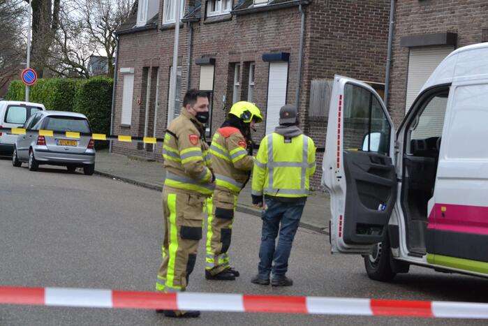 Straat afgesloten door gaslekkage in woning