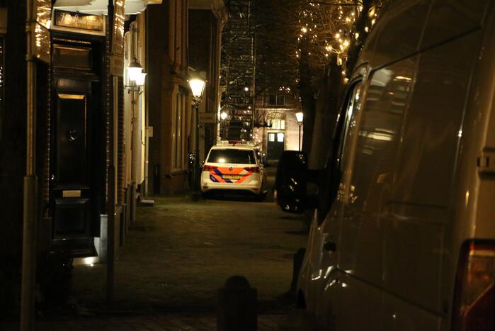 Overleden vrouw (35) aangetroffen in woning