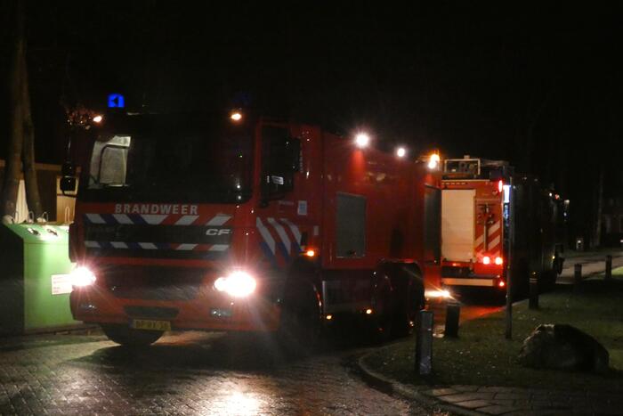 Brand in kledingcontainer snel geblust