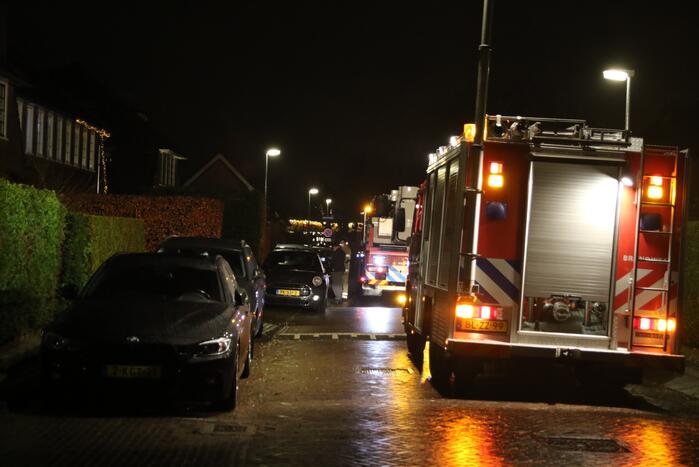 Brand in schoorsteen van woning