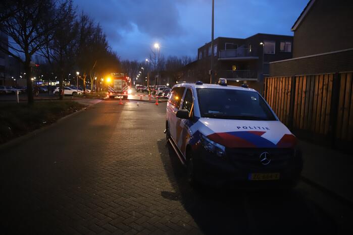 Appartementencomplex vol rook door brand