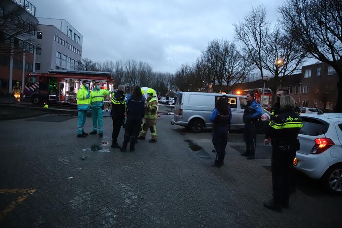 Appartementencomplex vol rook door brand