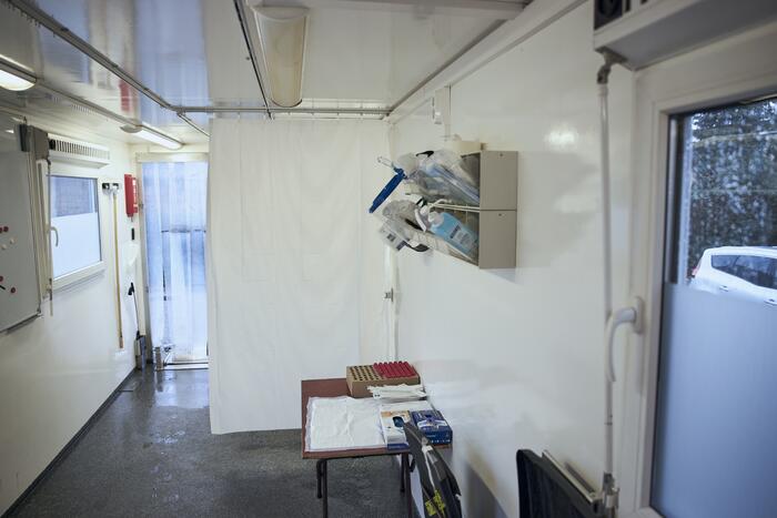 Ruim 240 personen getest in GGD-coronatestbus