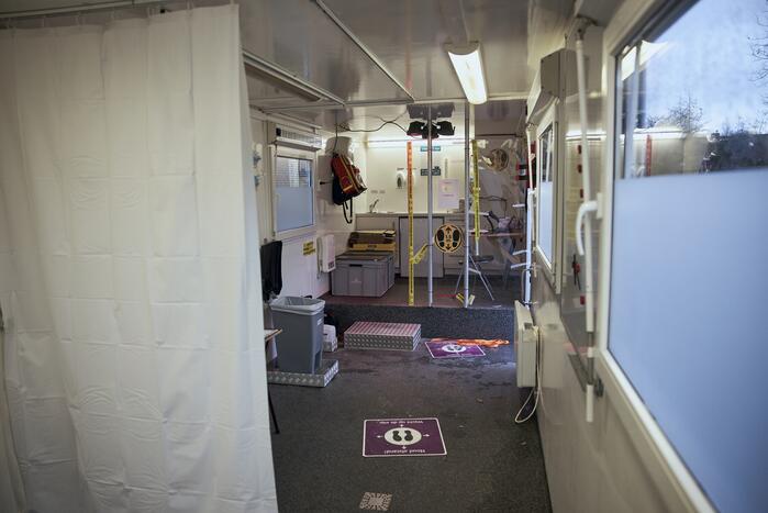 Ruim 240 personen getest in GGD-coronatestbus