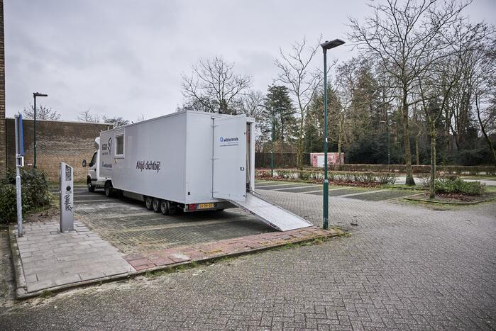 Ruim 240 personen getest in GGD-coronatestbus