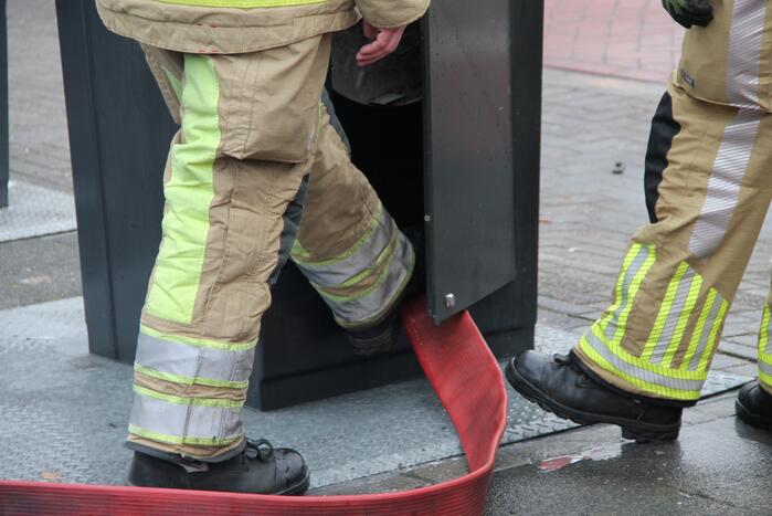 Brand in ondergrondse container