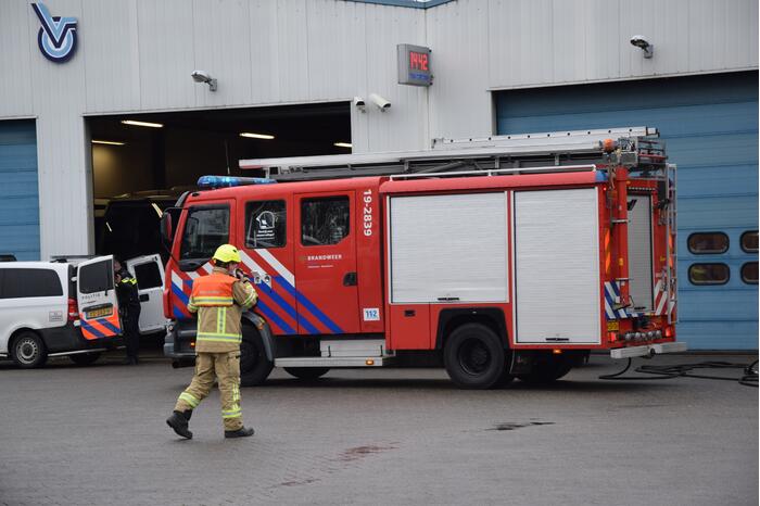 Explosie in loods Touringcarbedrijf Van Oeveren