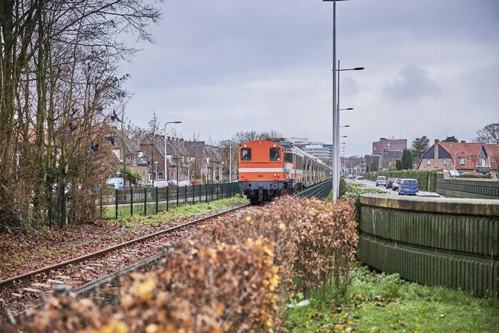 Trein met nieuw auto's via Ponlijn naar Leusden