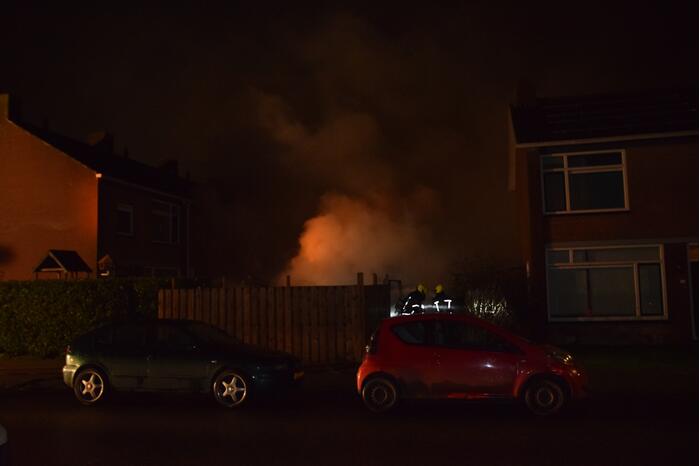 Flinke brand in schuur na explosie