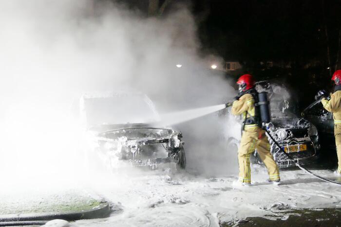 Auto gaat in vlammen op