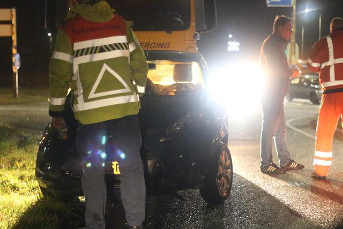 Schade na aanrijding tussen twee auto's